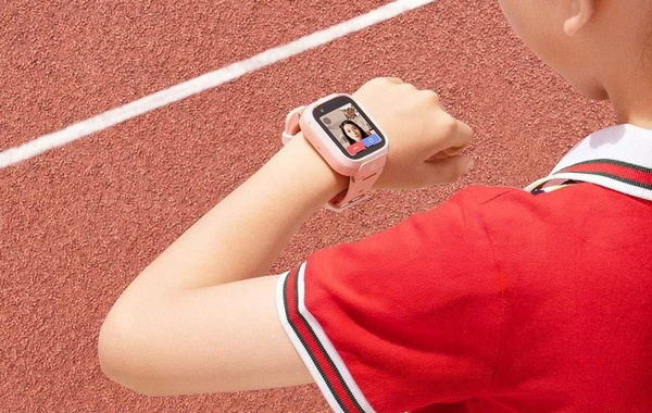 Xiaomi ra mắt smartwatch cho trẻ em: Tích hợp camera kép, có chế độ giám sát, giá chỉ hơn 2 triệu