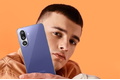 Samsung trình làng smartphone siêu mỏng với pin 'khủng' và cam kết 6 năm cập nhật