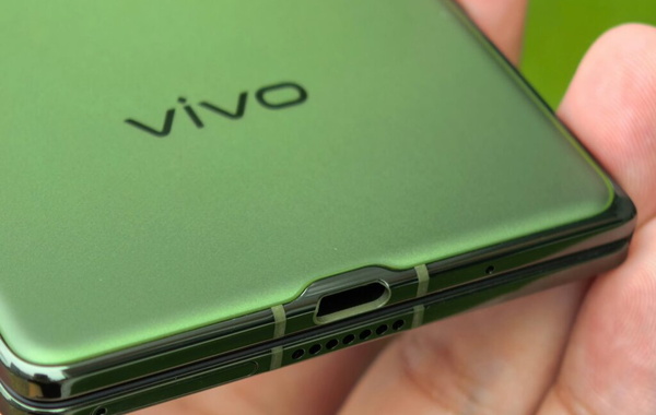 vivo X Fold5: Chiếc điện thoại gập mỏng hơn cả cổng USB-C