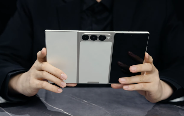 Điện thoại gập ba siêu mỏng từ TECNO sắp ra mắt