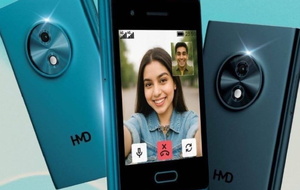 HMD Touch 4G: Điện thoại siêu nhỏ không Android với dáng dấp Lumia