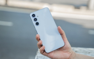 Samsung Galaxy: Sự trở lại đáng mong chờ của dòng A7x