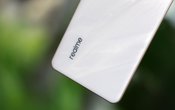 realme 16 Pro: Lộ diện màu sắc và thông số kỹ thuật hấp dẫn