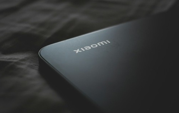 Xiaomi chuẩn bị tung smartphone với pin siêu khủng