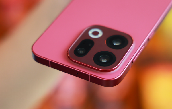 OPPO Find X9s: Kích thước nhỏ, camera kép 200MP gây bất ngờ