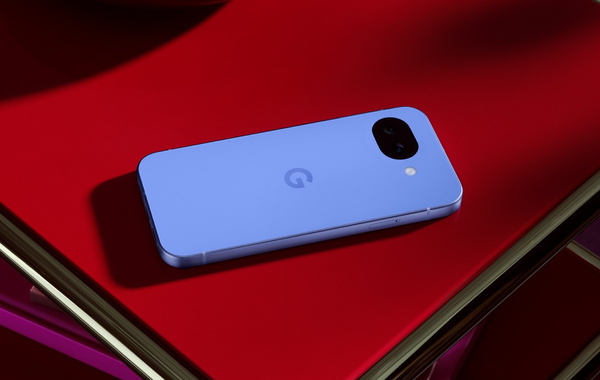 Google Pixel 10a nâng cấp sạc nhanh, đẩy mạnh tái chế với giá không đổi