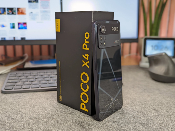 Poco X4 Pro sở hữu thiết kế độc đáo.